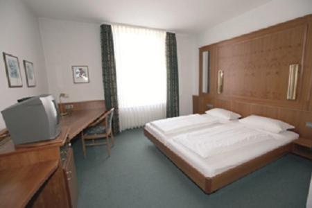 Hotel Gasthaus Zum Engel Rastatt Pokój zdjęcie